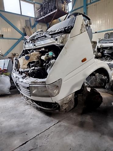 mersedes 221: Авторазборка грузовых и легких коммерческих автомобилей. На фото — 6