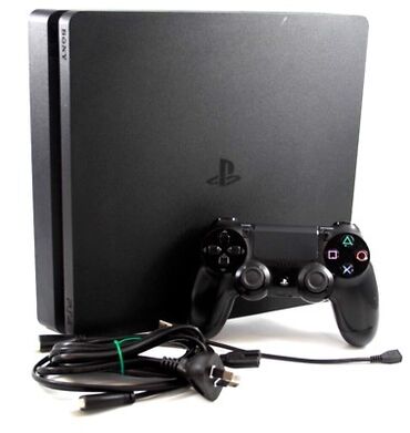 PS4 (Sony Playstation 4): PlayStation 4
Heç bir problemi yoxdur
Üstündə 3 oyun pultu