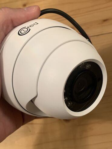 видеокамера на компьютер: Təhlükəsizlik kameralarının hərəsindən 2-3 ədəd var