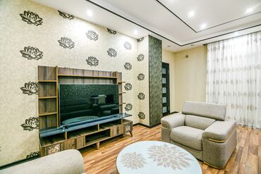 Günlük kirayə mənzillər: 3 otaqlı — 3