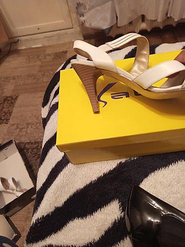 Туфли: Продаю туфельки на каблуках на праздники, надетые только по одному — 11