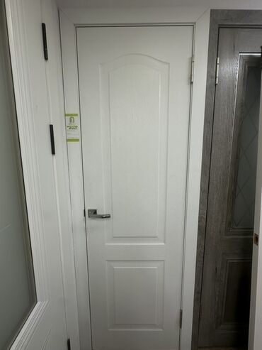 дверь внутренняя: Межкомнатная глухая дверь, Арочная, цвет - Белый