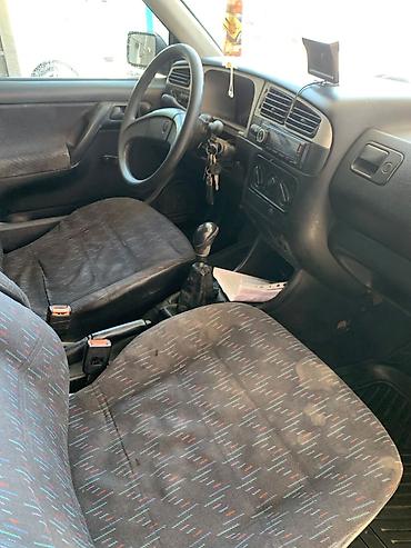 vw beetle: Volkswagen Golf: 1993 г., Механика, Хэтчбэк — 4