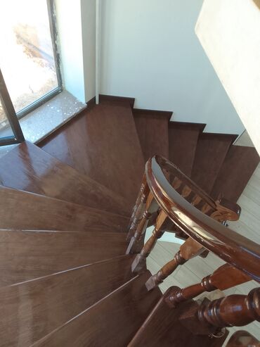 Обшивка лестниц: Лестница заказ алабыз Кара жыгач сосна шпон фонерадан — 11