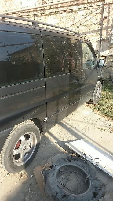 cherry masin: Mercedes-Benz Vito: 2.2 l | 2000 il Mikroavtobus — 1