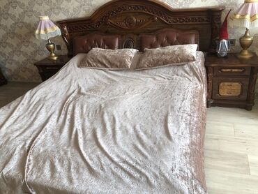 Двуспальная кровать, Шкаф, Комод, Трюмо, Румыния, Б/у
