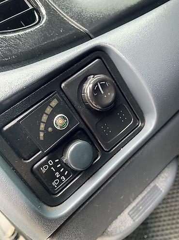 Nissan: Nissan Almera: 2006 г., 1.5 л, Механика, Бензин, Хэтчбэк — 13