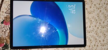 iran peçi işlenmiş: REDMİ PAD SE 256/8 RAM