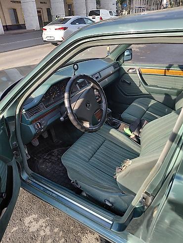 Mercedes-Benz: Mercedes-Benz W124: 1992 г., 2.3 л, Механика, Бензин, Седан — 9