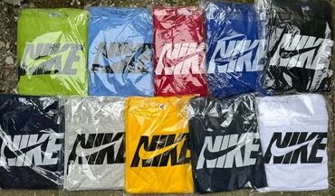 Majice: Majica na kratke rukave, XL (EU 54), Nike, bоја - Šareno, Pamuk