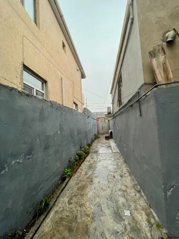 səlyan şəhərində ev satışı: Ağ şəhər 6 otaqlı, 120 kv. m, Orta təmir