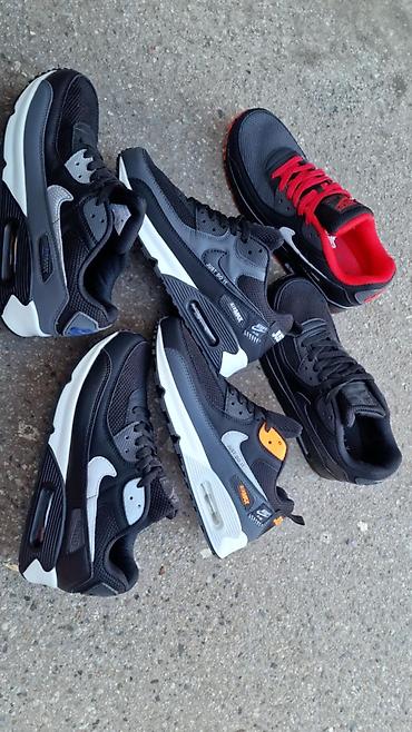 Patike: Orginal model od 40 do 45 za samo 4900 din — 2