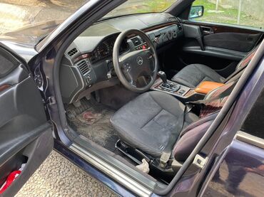 Mercedes-Benz: Mercedes-Benz 220: 2.2 l | 1997 il Sedan — 7