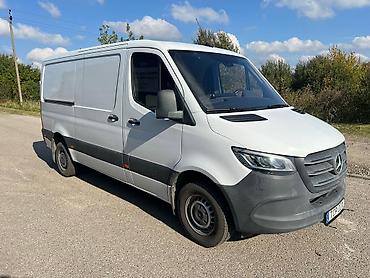 Mercedes-Benz Sprinter 907. Кузов. Автомат. 3.0 объем Полная