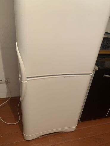 морозильная камера indesit: Холодильник Indesit, Б/у, Side-By-Side (двухдверный), Less frost, 55 * 180 * 50