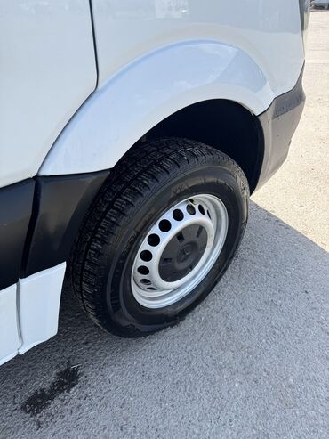 Легкий грузовой транспорт: Легкий грузовик, Б/у — 5