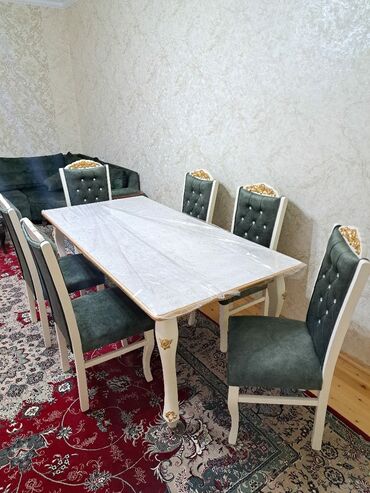 Yataq otağı dəstləri: Qonaq otağı üçün, Yeni, Açılan, Dördbucaq masa, 6 stul, Azərbaycan