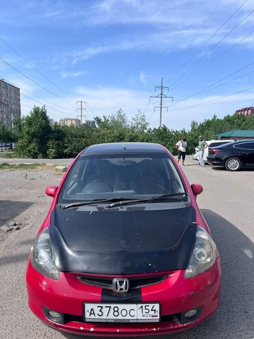 Honda: Honda Fit: 2002 г., 1.3 л, Вариатор, Бензин, Седан