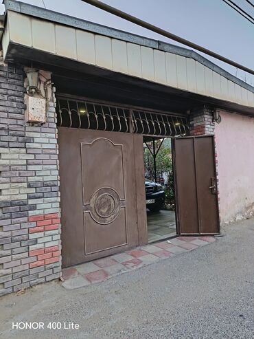ürəyin içində adlar: 5 otaqlı, 90 kv. m, Orta təmir