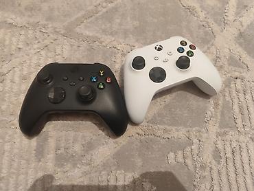 обмен на xbox: Х бокс сериес с 512 гигабайт. хорошем состоянии . в комплекте двумя — 2