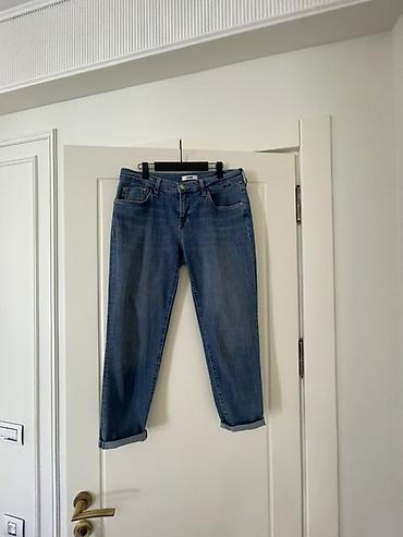 Cinslər: Mavi rəngli klassik cins şalvar - Kəsim: düz/regular fit, 5 ciblə (2 — 1