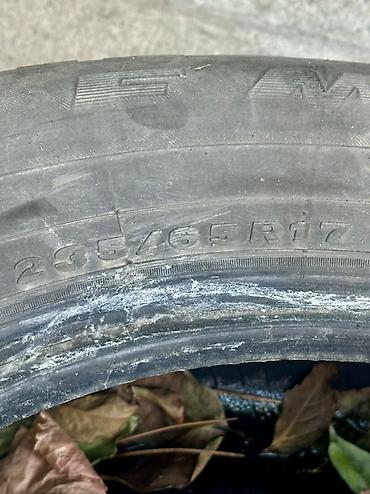17: Комплект зимних шин FIREMAX
Размер: 235/65 R17 — 3