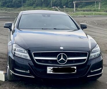 Bamperlər, buferlər: Mercedes cls CLS w218 kapot bezkraska qara reng al bagla ustune 800