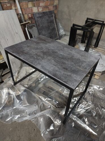металлический стол для кухни: Компьютерный Стол, цвет - Серый, Новый