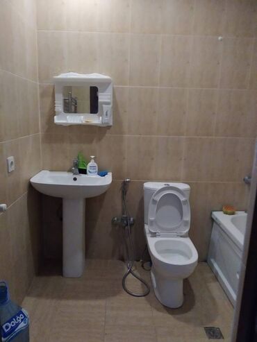 Uzunmüddətli kirayə mənzillər: Yasamal rayonu,Asan xidmətin arxasında,Mida yaşayış kompleksində,9 — 7