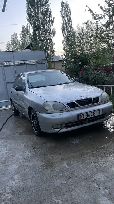 Daewoo: Daewoo Lanos: 1996 г., 1.3 л, Механика, Бензин, Седан