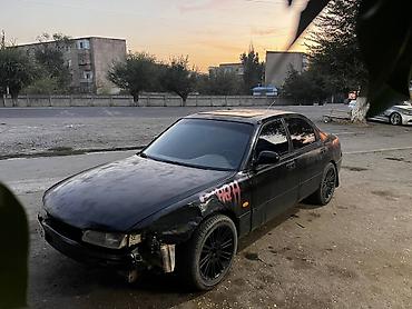 Mazda 626: 1992 г., 1.8 л, Механика, Бензин, Седан