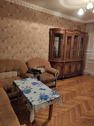 7 mərtəbə: 2 otaq 70 m2. 9 / 7 Mərtəbə Mənzil 260 saylı məktəbin yanında — 7