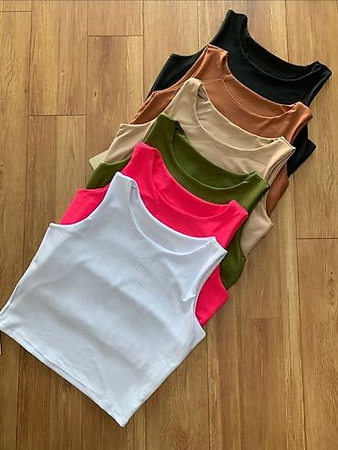 Topovi: Ženski crop topovi – više modela - Model 1: Kratka majica sa kratkim — 5