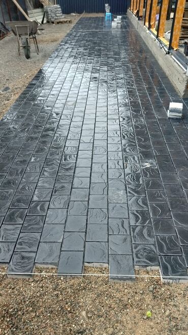 Укладка плитки: Укладка брусчатки качественно гарантия. Бордюры арычки. Замер — 2