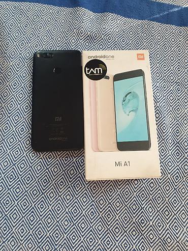 Xiaomi: Xiaomi, Mi A1, Б/у, 64 ГБ, цвет - Черный, 1 SIM — 10