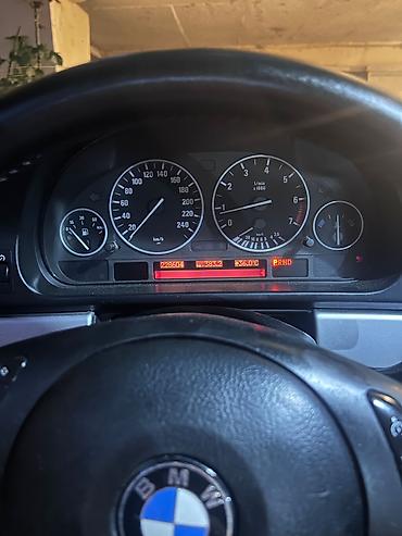 bmw 525 d: BMW 525: 2.5 l | 2001 il Sedan — 1