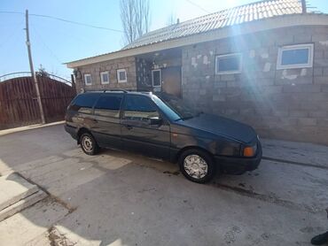 Volkswagen: Volkswagen Passat: 1991 г., 1.8 л, Механика, Бензин, Универсал