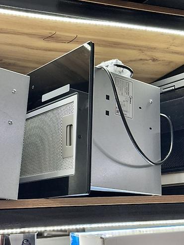 Кухонная вытяжка Midea MNB01770GB - Тип: встраиваемая телескопическая