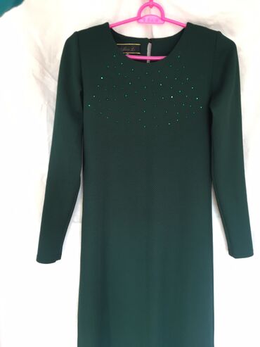 женская платье 42 44 размер: Вечернее платье, Классическое, Длинная модель, С рукавами, Камни, M (EU 38)