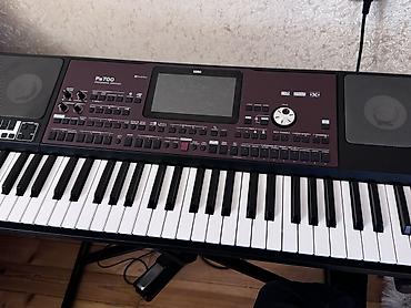 Sintezatorlar: Korg Pa700 Professional Arranger – Oriental versiya Xüsusiyyətlər: - — 1