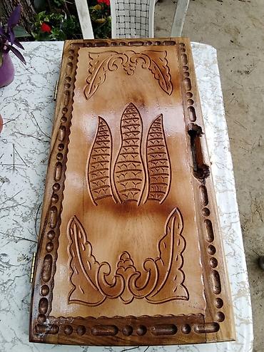 Nərdlər: Taxta nərd taxtası – əl işi oyma naxışlı - Material: möhkəm Fıstığ — 2