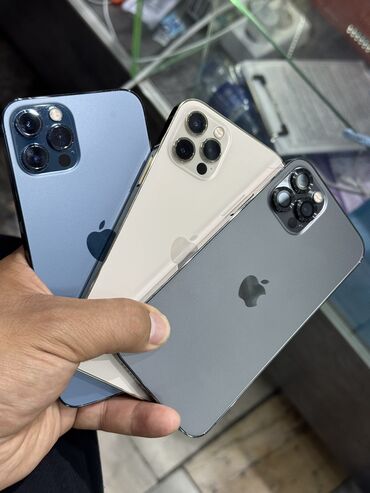 айфон: IPhone 12 Pro, Б/у, 256 ГБ, Защитное стекло, Чехол, В рассрочку, 95 %
