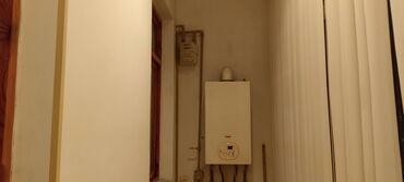 Uzunmüddətli kirayə mənzillər: Binanın önündə avtobus dayanacağı və yanında Bazarstor marketi -da lalafo.az — 3 Uzunmüddətli kirayə mənzillər: Binanın önündə avtobus dayanacağı və yanında Bazarstor marketi — 3