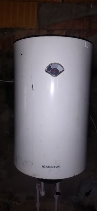 intel core i3: Ariston su qızdırıcısı (şaquli silindrik model) - Brend: Ariston - at lalafo.az intel core i3: Ariston su qızdırıcısı (şaquli silindrik model) - Brend: Ariston -