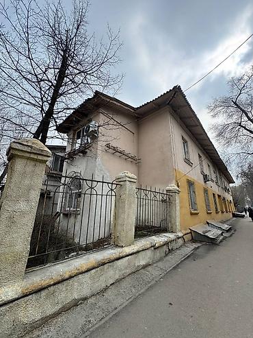Продажа квартир: 2 комнаты, 57 м², 1 этаж — 9