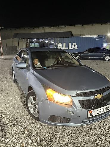 mazda mazda: Chevrolet Cruze: 2009 г., Бензин, Седан — 1