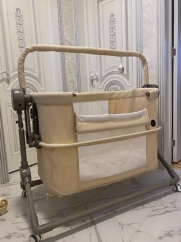 yumru besik: Oğlan və qız üçün, Yeni, Yumru, Beşik, Dəst ilə, Matras ilə, Yellənmə mexanizmi ilə — 4