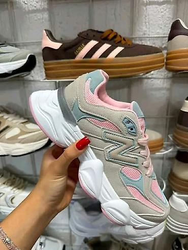 labrador obuca: New Balance 9060 No.1
od 36 do 41 za samo 4200 din
PK🌛 — 7