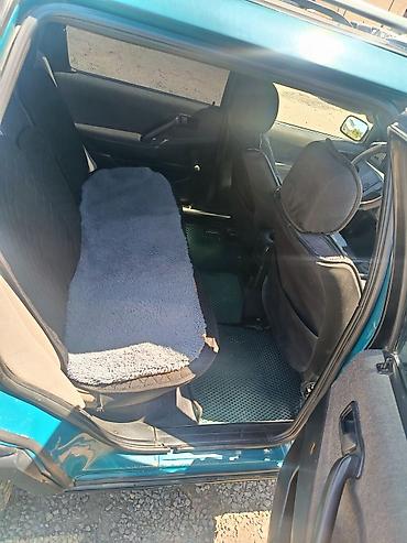 Унаа: Volkswagen Passat: 1992 г., 1.8 л, Кол менен иштөөчү, Бензин, Универсал — 5