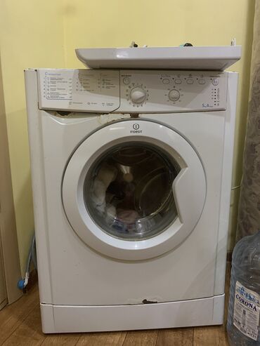 запчасти на стиральную машину автомат: Стиральная машина Indesit, Б/у, Автомат, До 5 кг, Компактная
